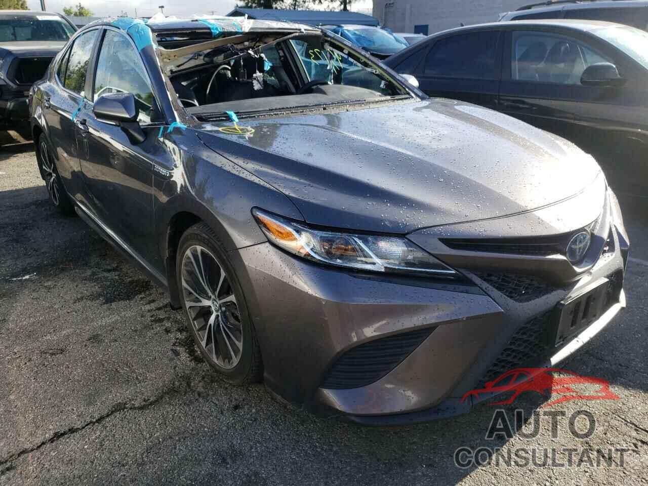 TOYOTA CAMRY 2018 - 4T1B21HKXJU006098