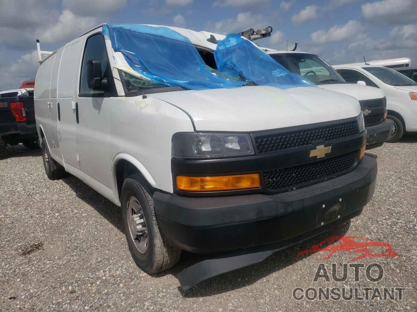 CHEVROLET EXPRESS 2018 - 1GCWGBFG5J1337135