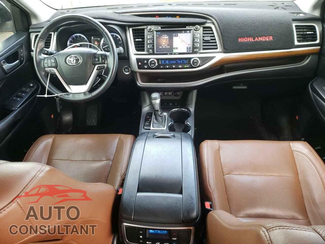 TOYOTA HIGHLANDER 2018 - 5TDDZRFHXJS901402