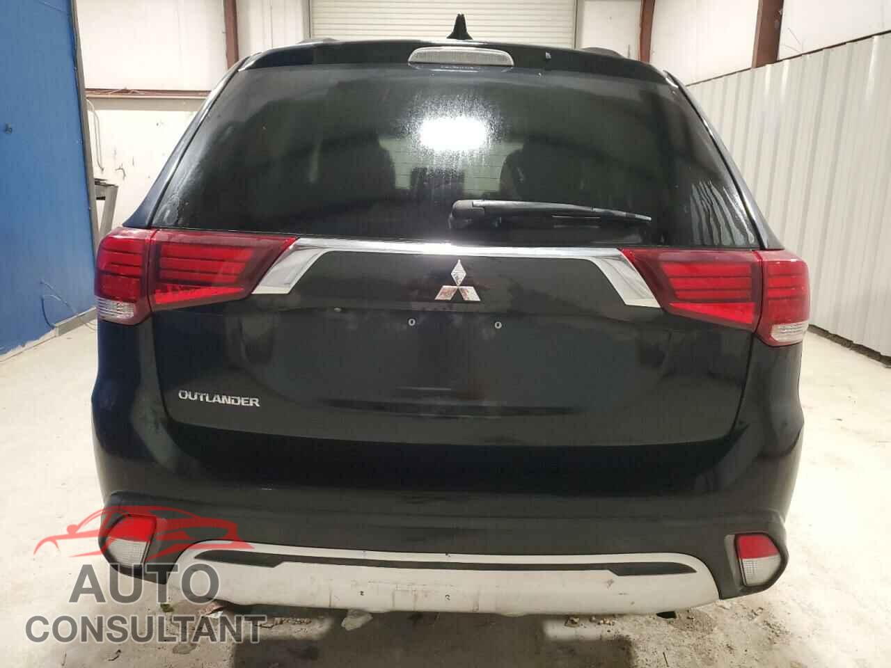 MITSUBISHI OUTLANDER 2020 - JA4AD2A35LZ007372