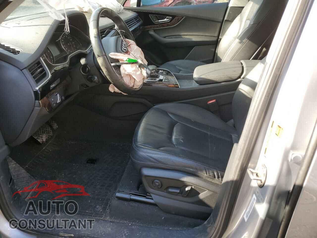 AUDI Q7 2017 - WA1LAAF73HD007608