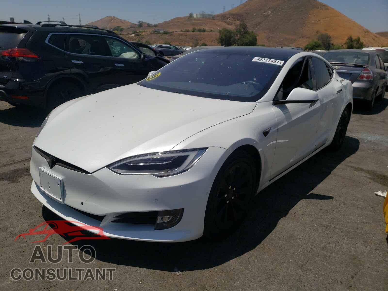 TESLA MODEL S 2017 - 5YJSA1E14HF217657
