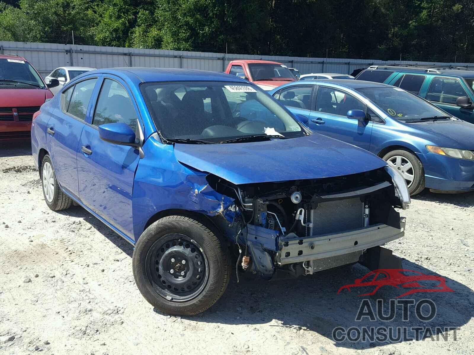 NISSAN VERSA 2017 - 3N1CN7AP1HL819927