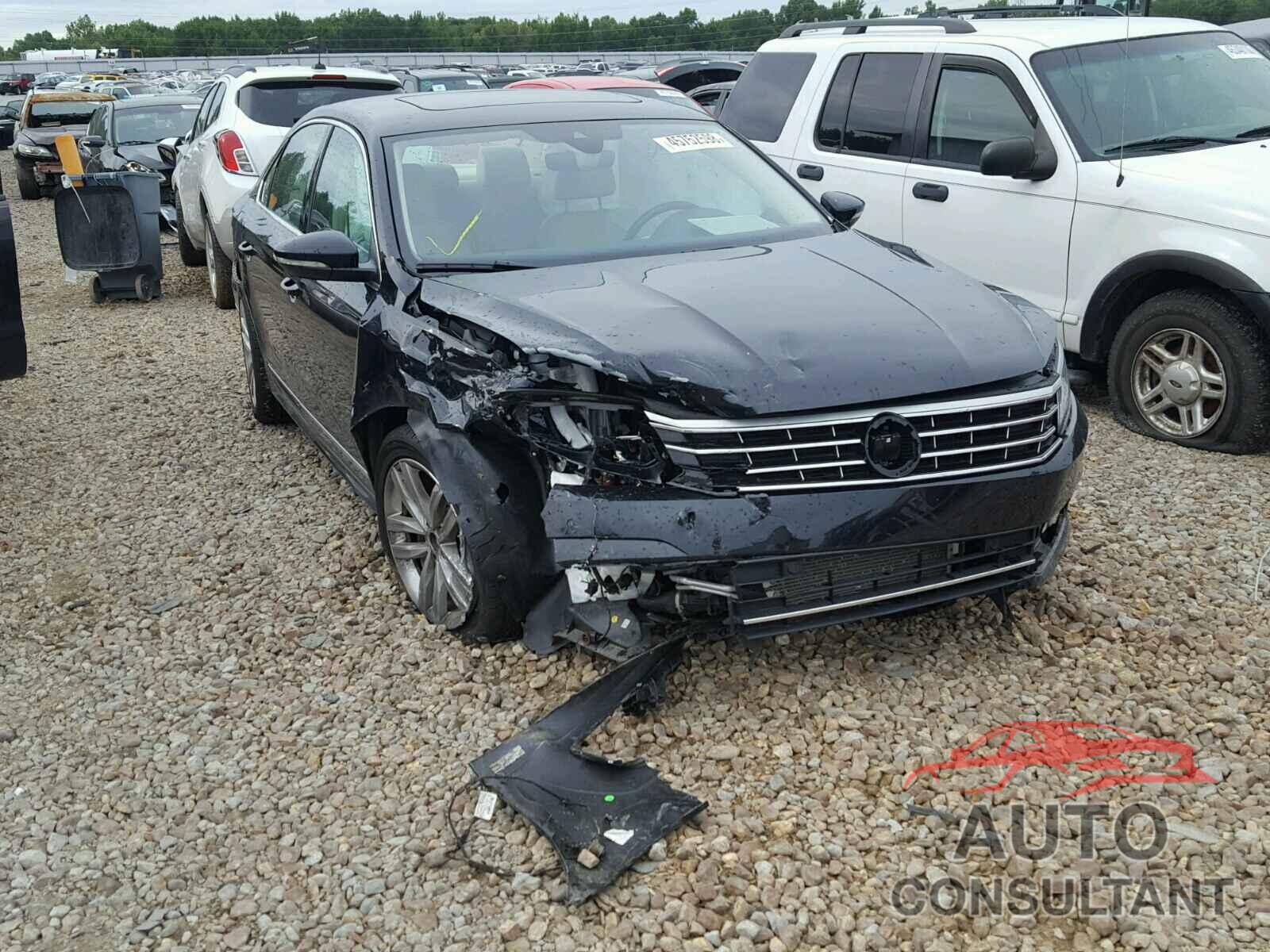 VOLKSWAGEN PASSAT 2017 - 1VWCT7A32HC052422