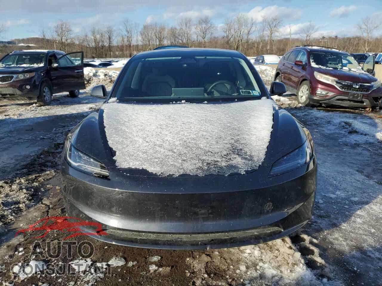 TESLA MODEL 3 2024 - 5YJ3E1EB8RF792766