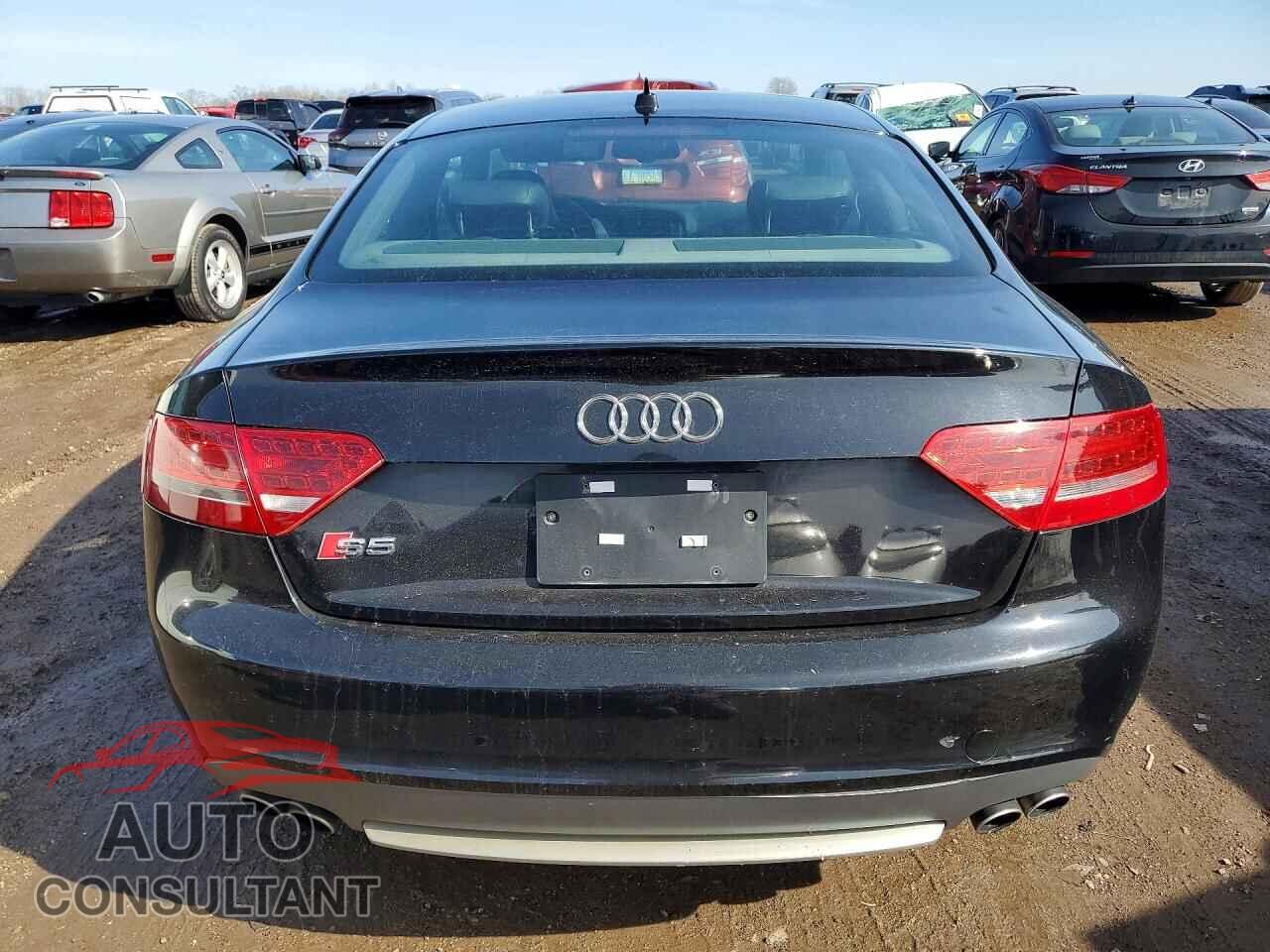 AUDI S5/RS5 2012 - WAUCVAFR8CA000673