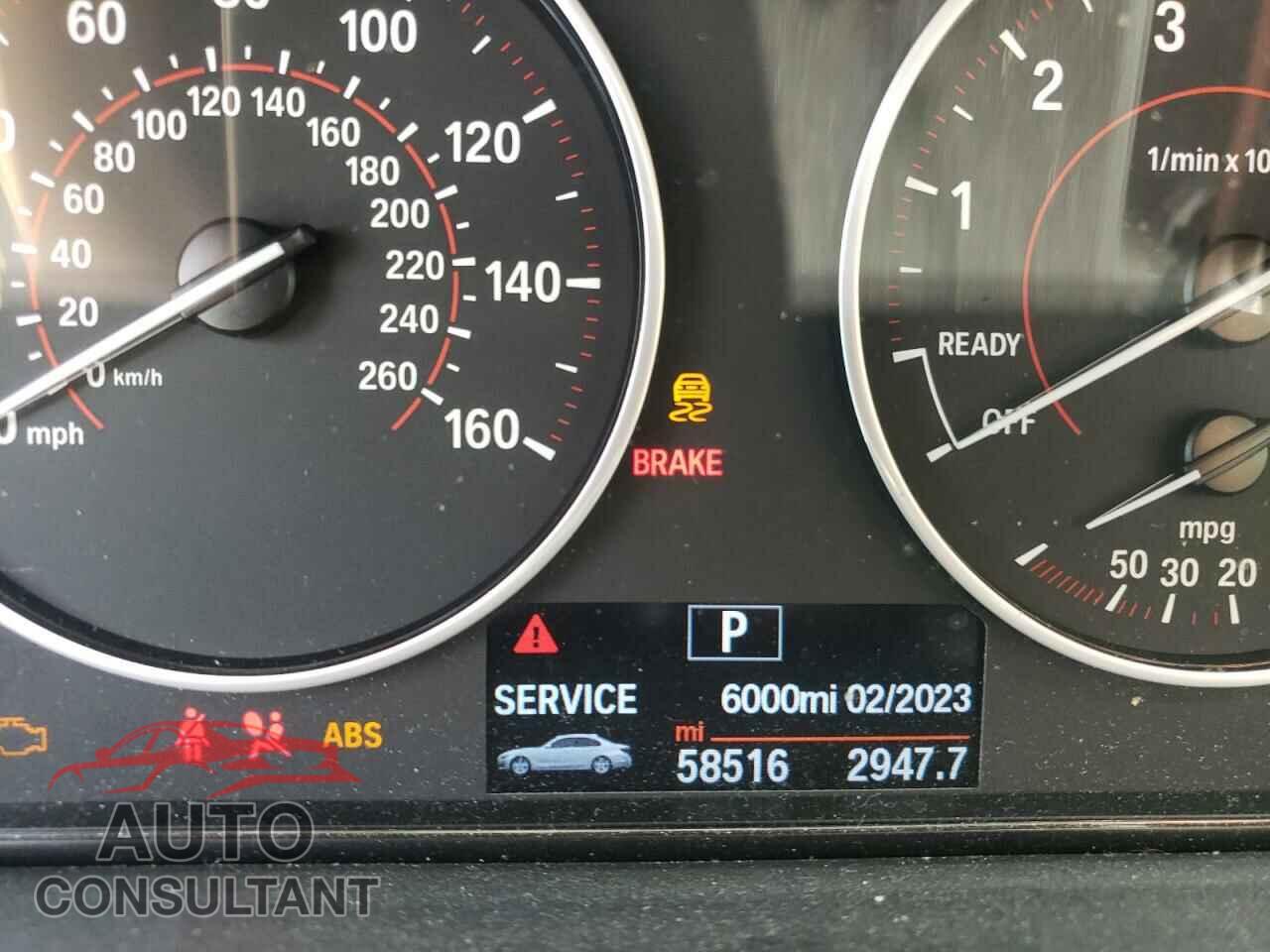 BMW 3 SERIES 2016 - WBA8E9G56GNU29180