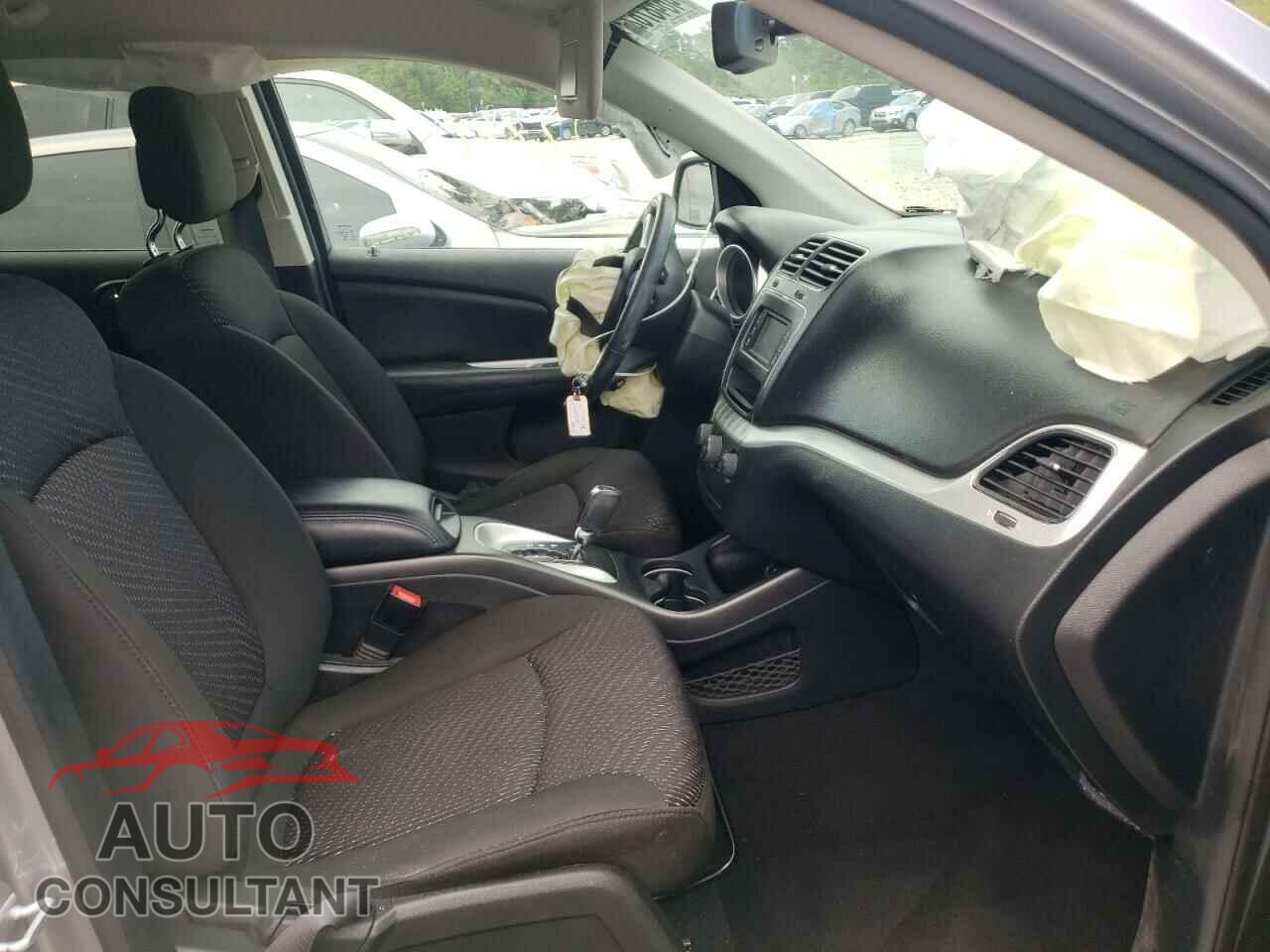 DODGE JOURNEY 2019 - 3C4PDCBB0KT798069
