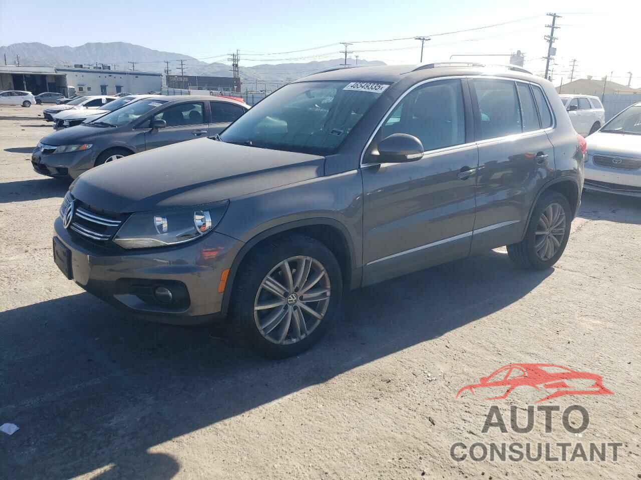 VOLKSWAGEN TIGUAN 2012 - WVGAV7AX5CW000082