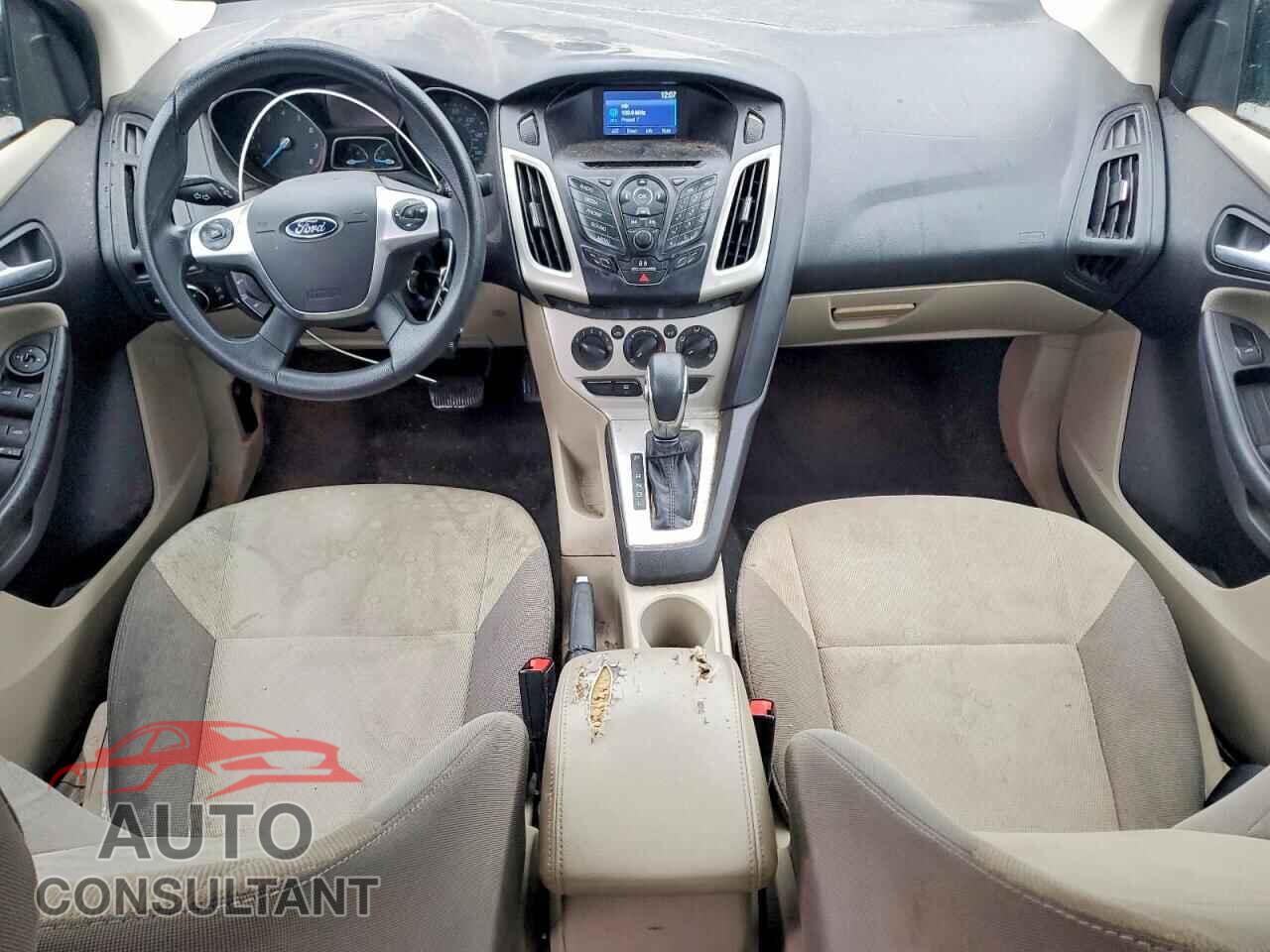 FORD FOCUS 2014 - 1FADP3F27EL243209