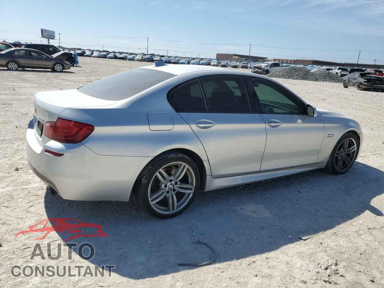 BMW 5 SERIES 2011 - WBAFR7C52BC802452
