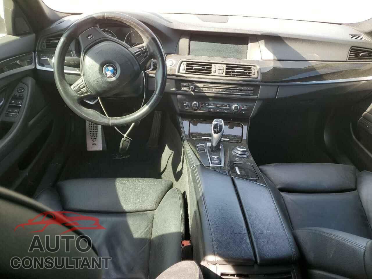 BMW 5 SERIES 2011 - WBAFR7C52BC802452