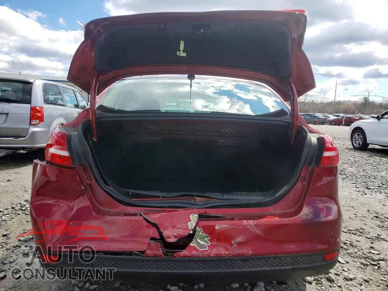 FORD FOCUS 2017 - 1FADP3F2XHL247453