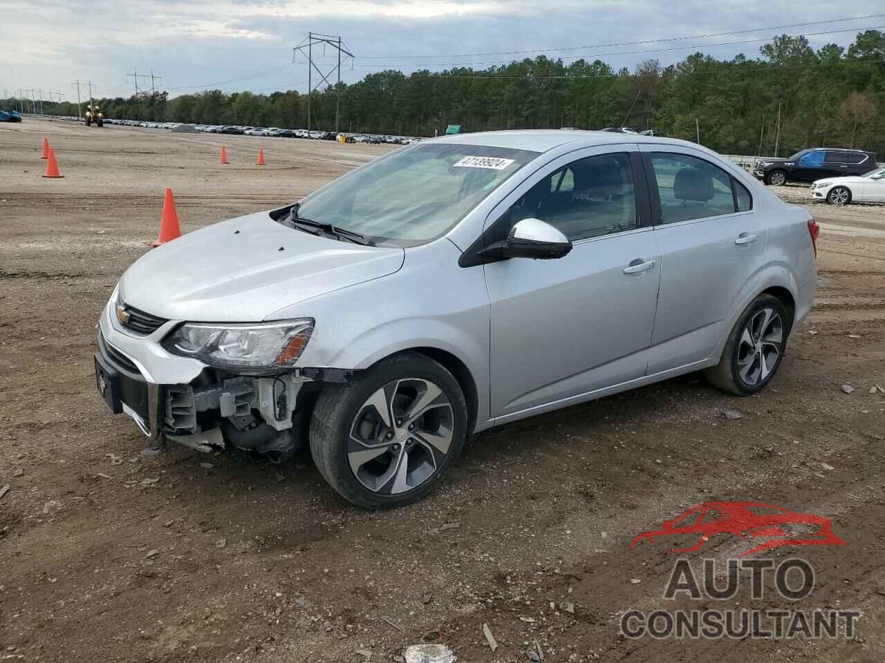 CHEVROLET SONIC 2020 - 1G1JF5SB9L4113935