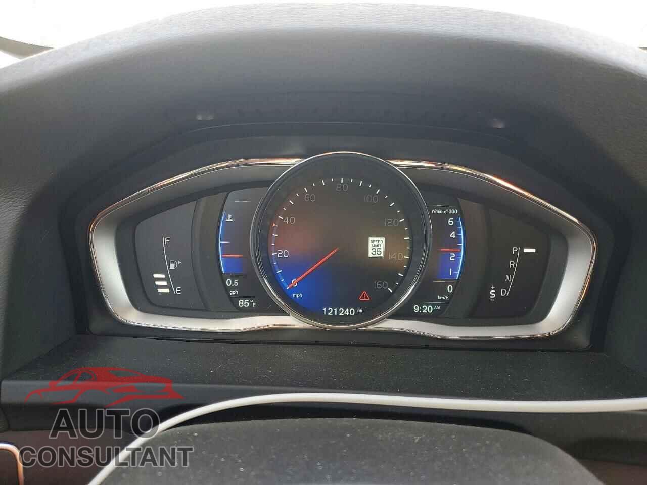 VOLVO V60 2015 - YV1902SS7F1264038