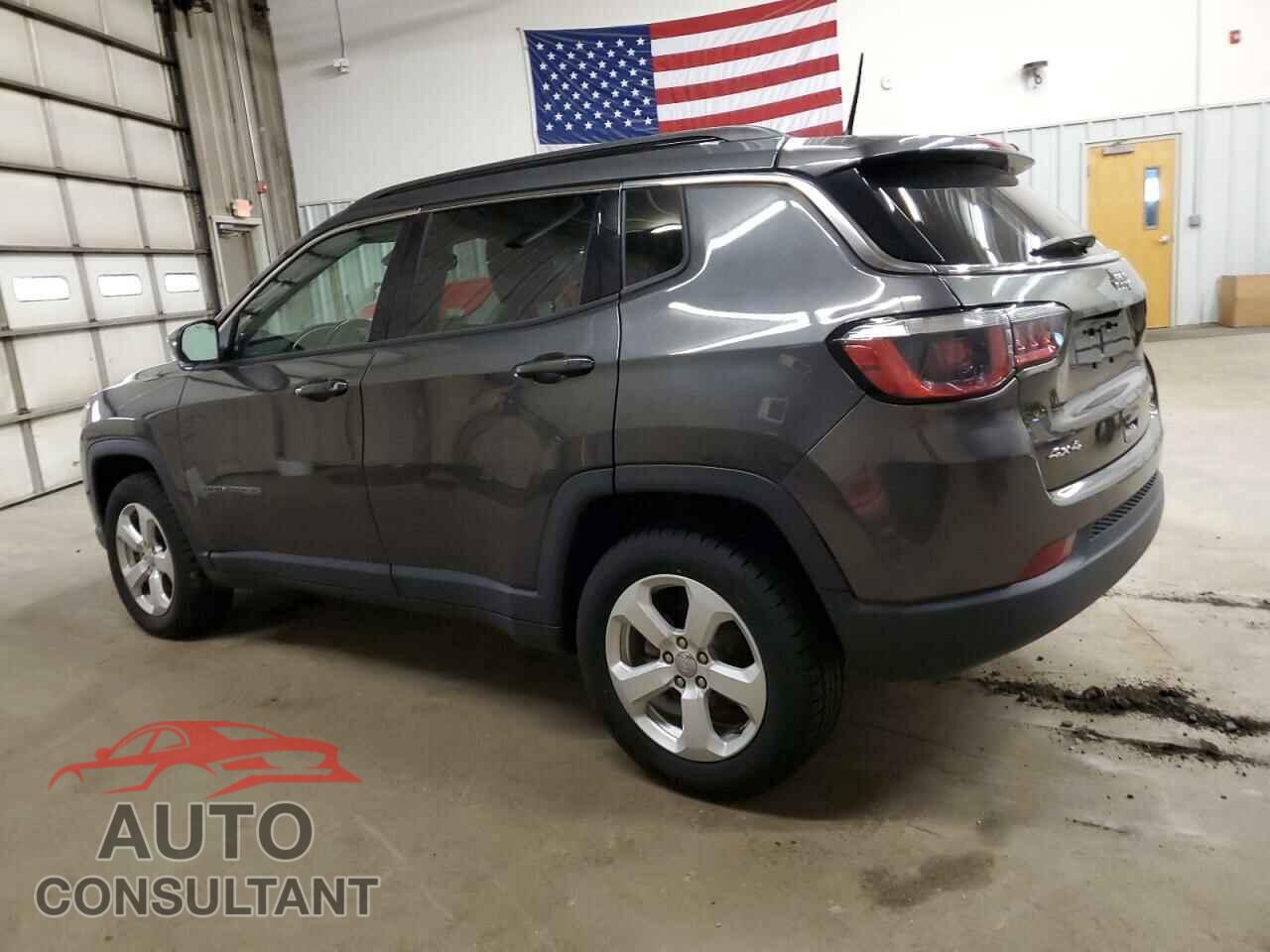 JEEP COMPASS 2018 - 3C4NJDBB1JT246441