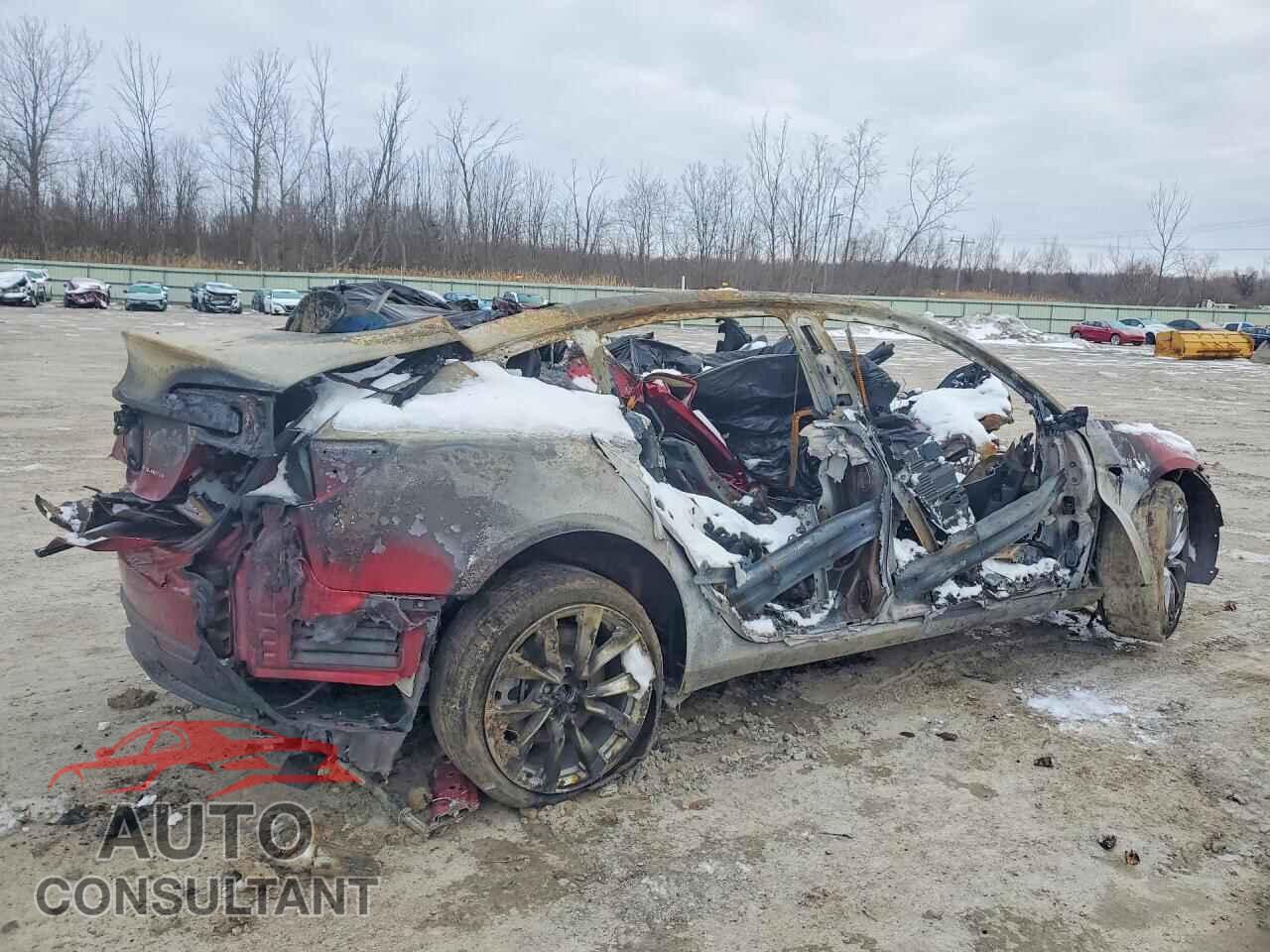 TESLA MODEL 3 2024 - 5YJ3E1EB6RF821410
