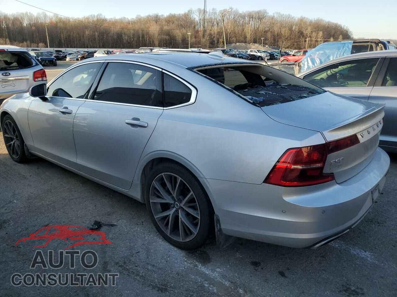 VOLVO S90 2018 - LVY992MK9JP035318