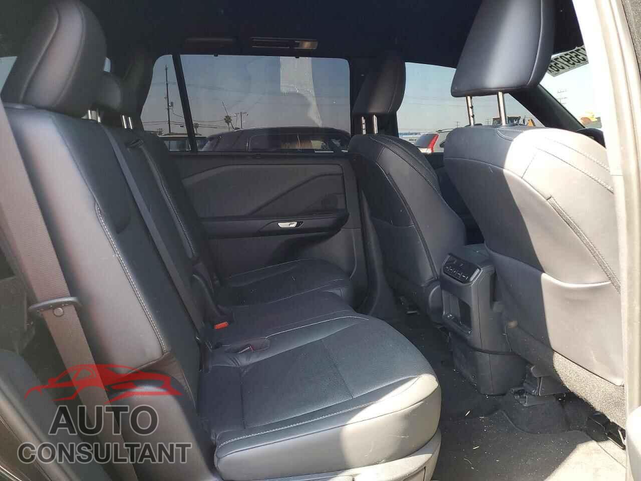LEXUS UNKNOWN 2026 - 5TDAAAA69TS018086