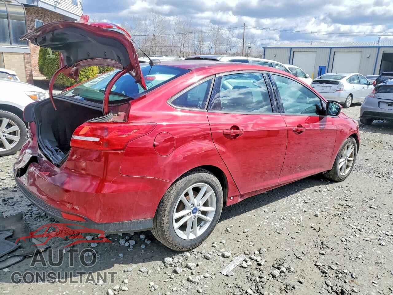 FORD FOCUS 2017 - 1FADP3F2XHL247453