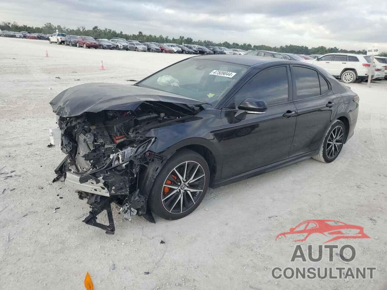TOYOTA CAMRY 2023 - 4T1G11AK8PU833531