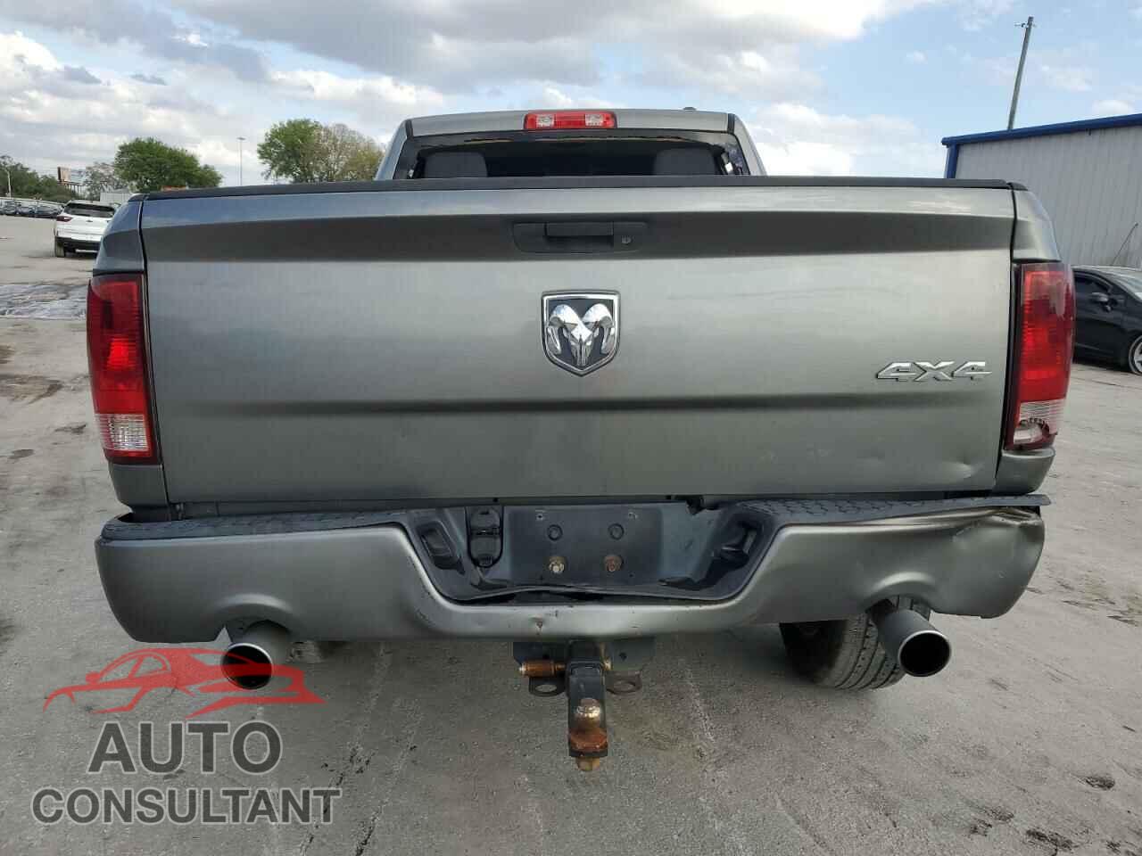 DODGE RAM 1500 2012 - 1C6RD7FT0CS297440
