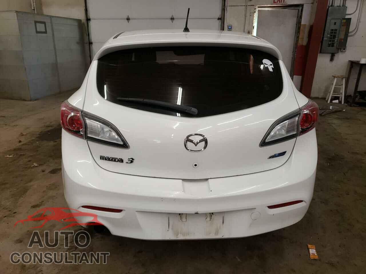 MAZDA 3 2012 - JM1BL1L77C1557937