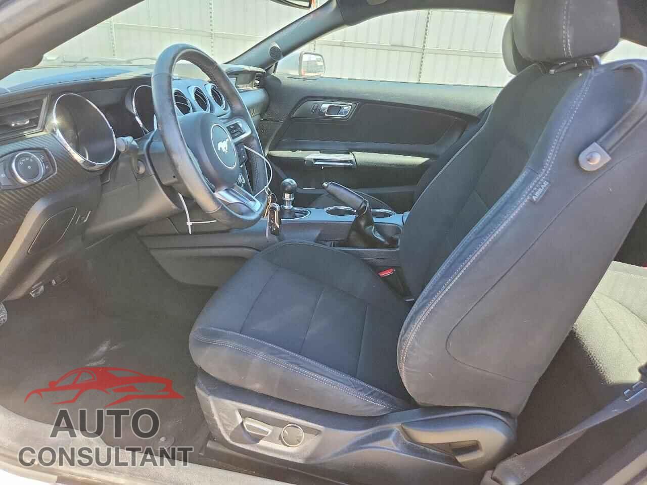 FORD MUSTANG 2015 - 1FA6P8AM1F5416596