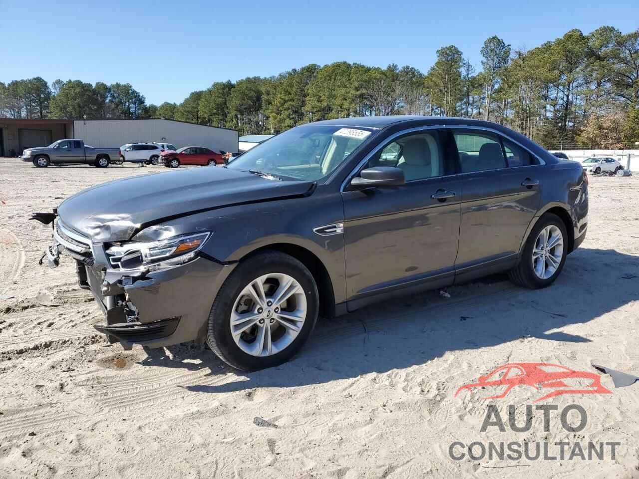 FORD TAURUS 2018 - 1FAHP2D8XJG138573