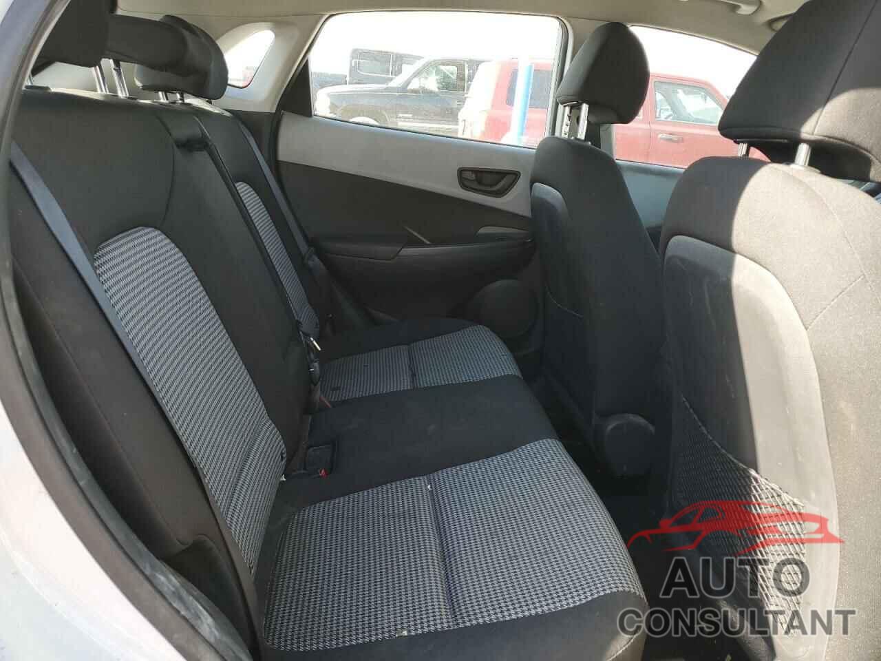 HYUNDAI KONA 2019 - KM8K12AA2KU242241
