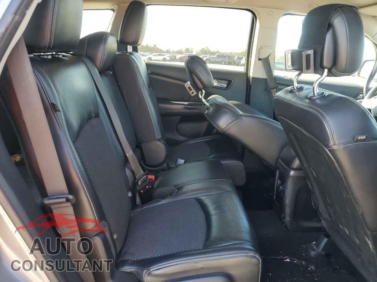 DODGE JOURNEY 2015 - 3C4PDCGG6FT711981