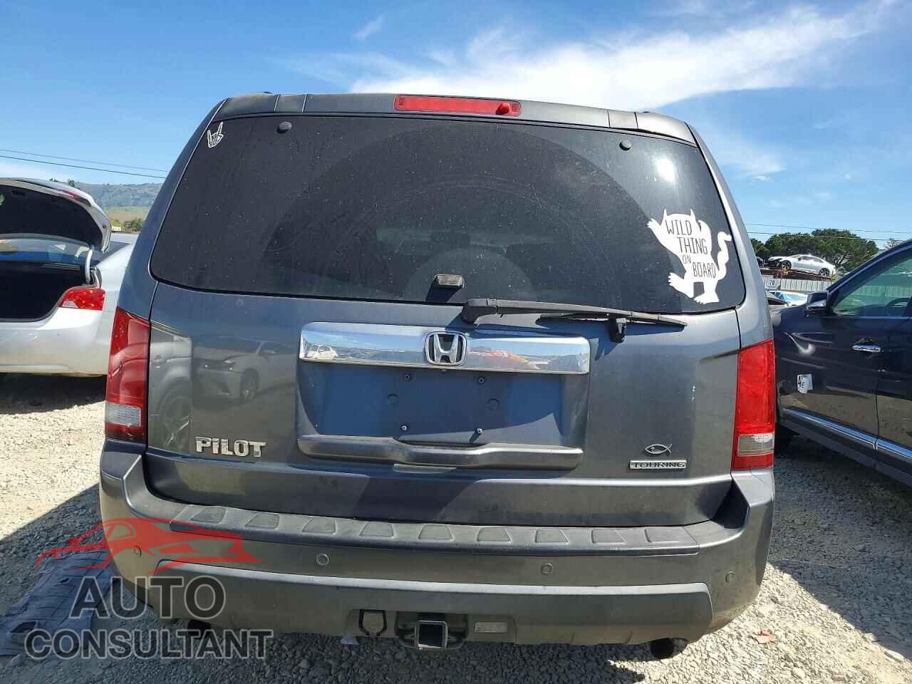 HONDA PILOT 2011 - 5FNYF3H90BB027015