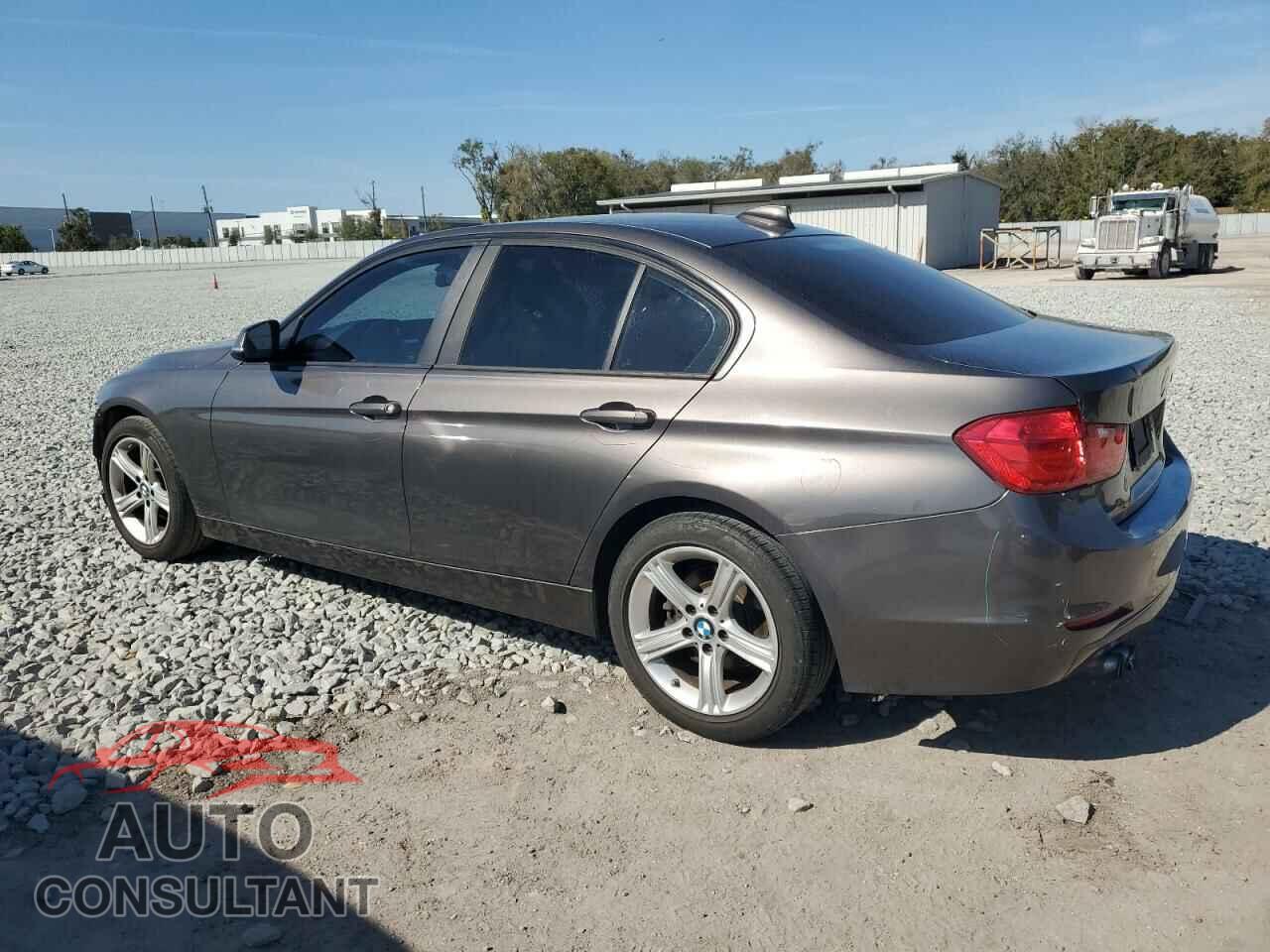 BMW 3 SERIES 2012 - WBA3A5C52CF347519