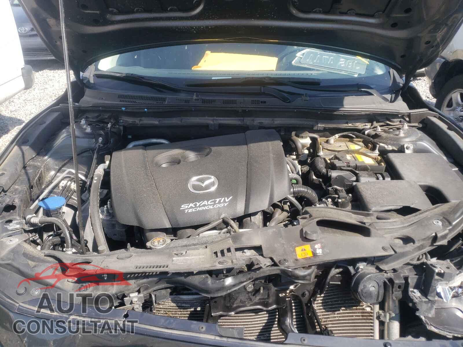 MAZDA 3 2017 - 3MZBN1U70HM110897