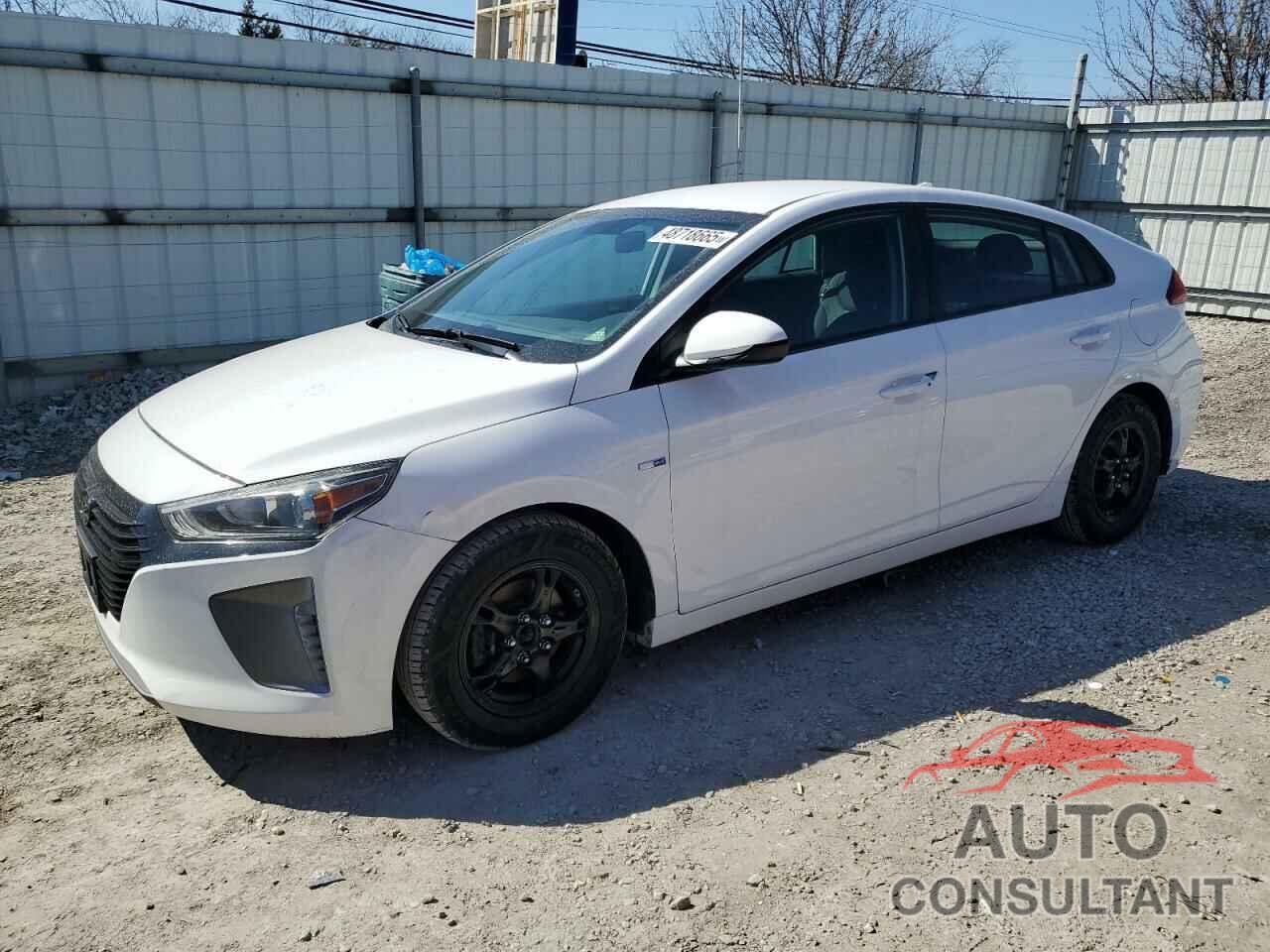 HYUNDAI IONIQ 2017 - KMHC65LC2HU024735