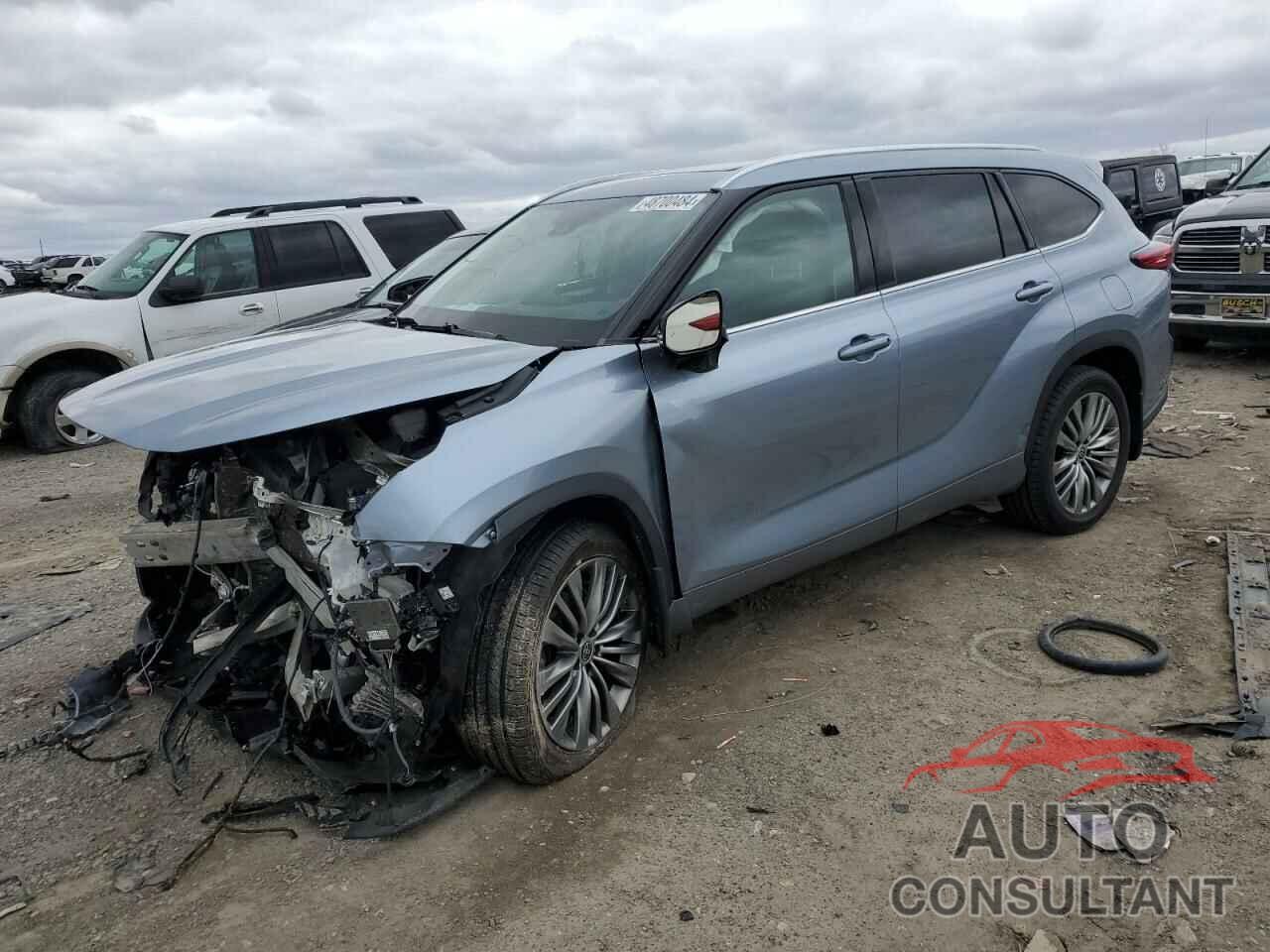 TOYOTA HIGHLANDER 2021 - 5TDFZRBH6MS126843