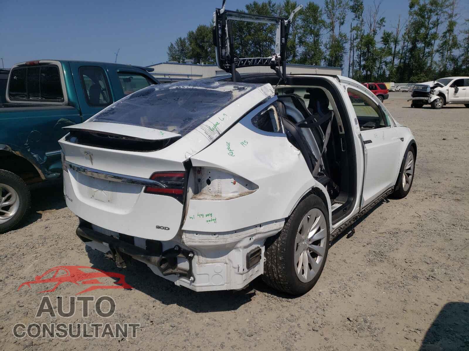 TESLA MODEL X 2016 - 5YJXCBE24GF007458