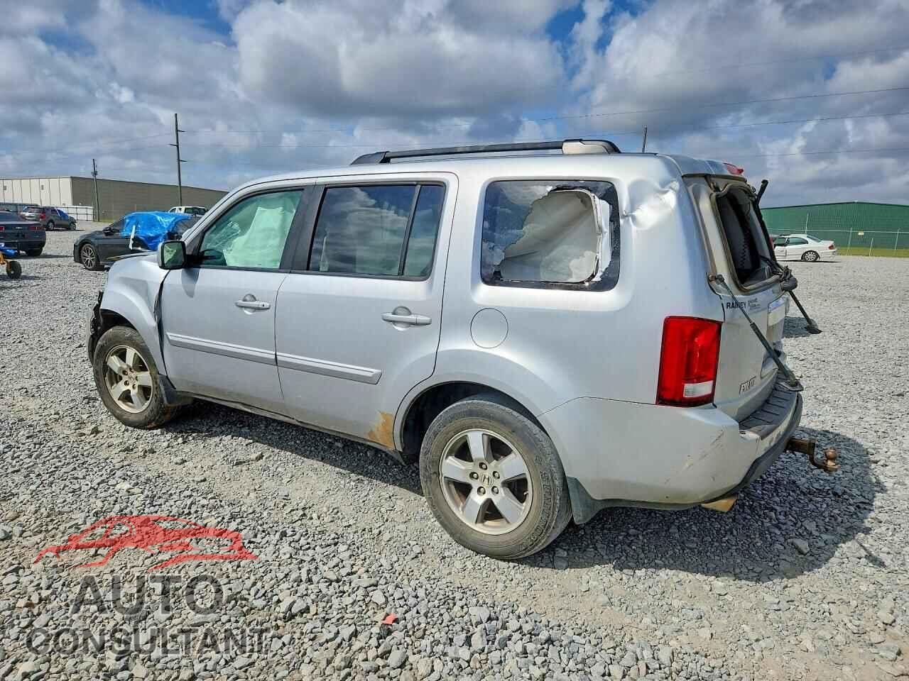 HONDA PILOT 2011 - 5FNYF3H61BB007183