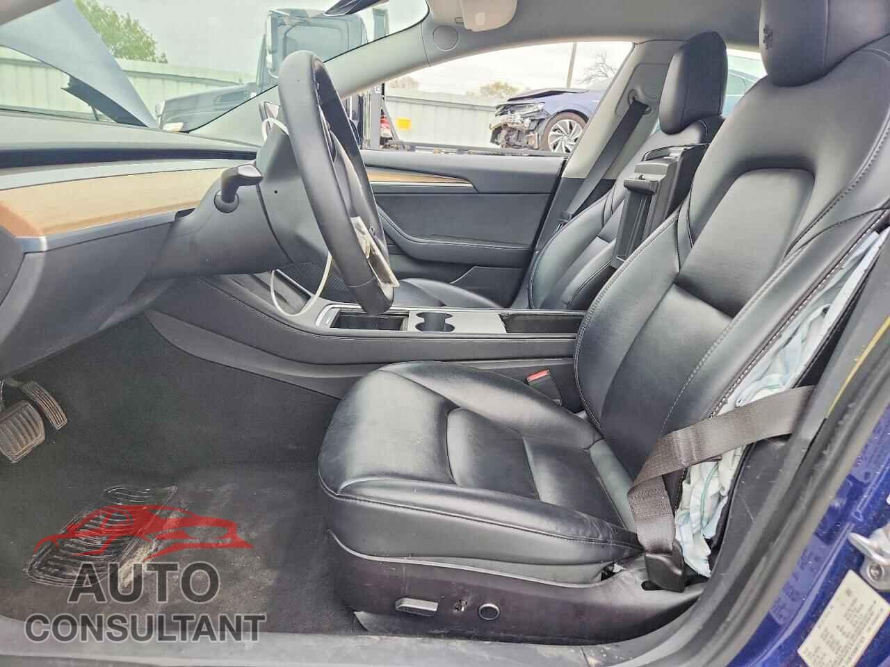 TESLA MODEL 3 2022 - 5YJ3E1EA0NF371075