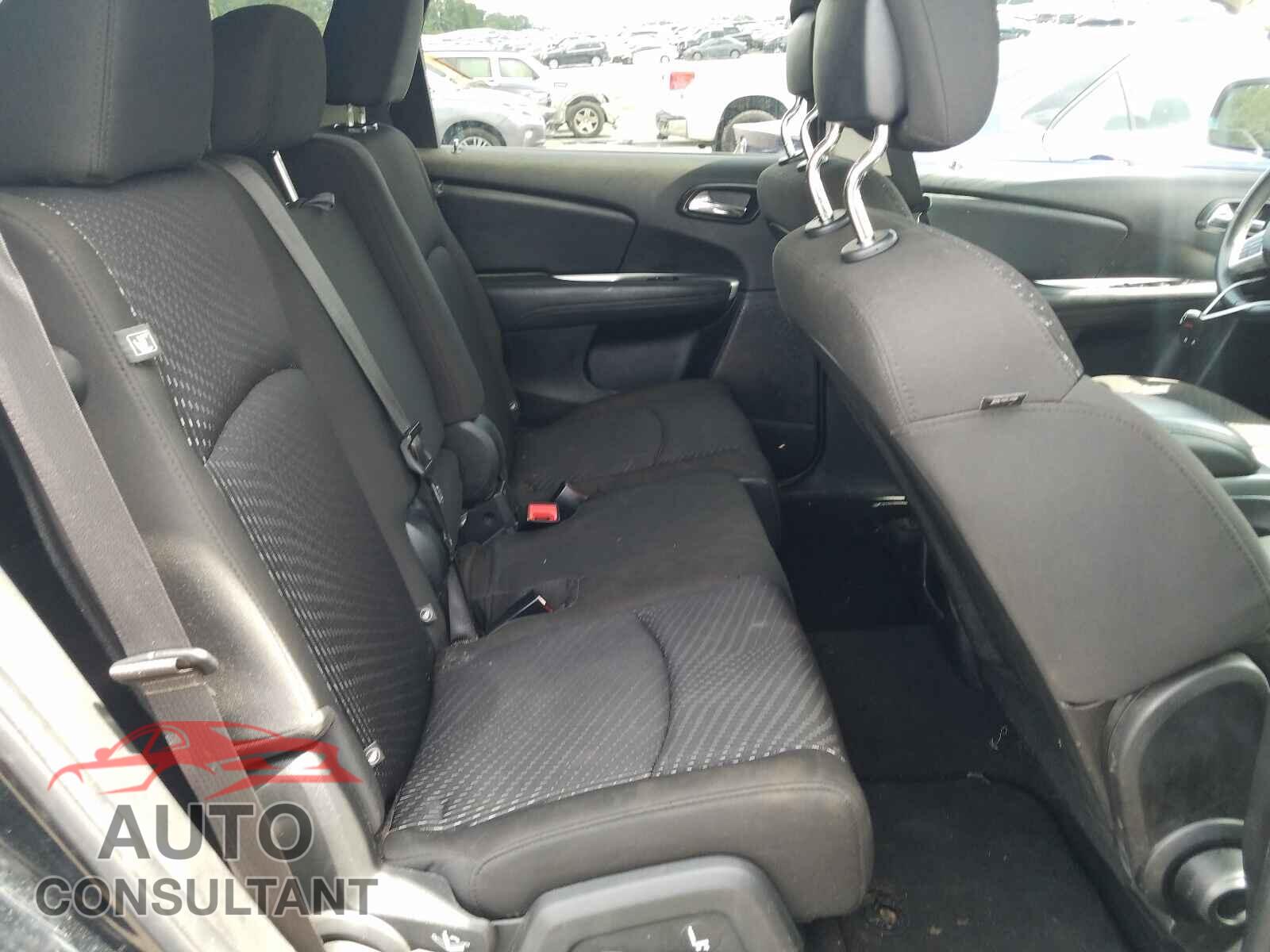 DODGE JOURNEY 2017 - 3C4PDCBBXHT685237