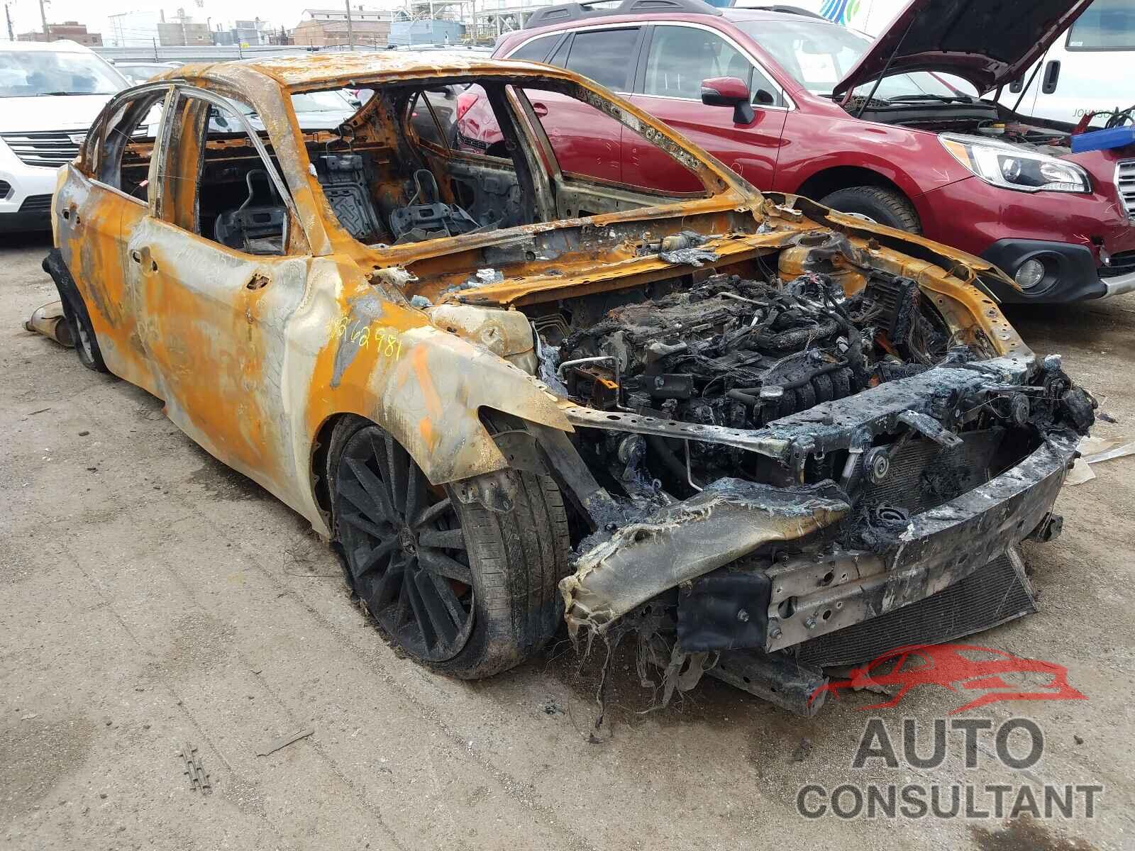 TOYOTA CAMRY 2019 - 4T1B61HK0KU755739
