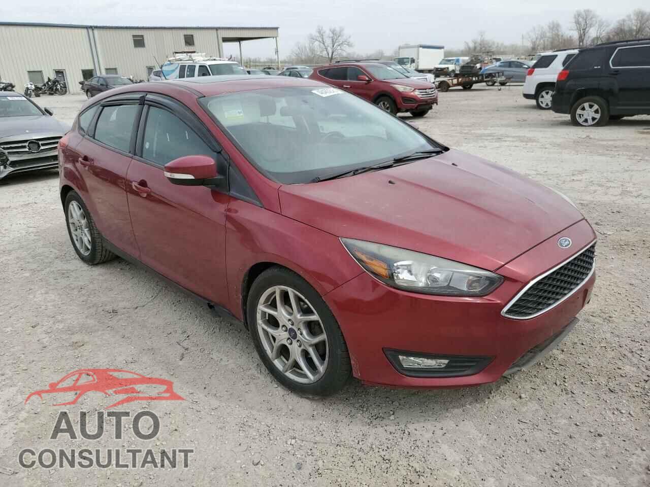 FORD FOCUS 2015 - 1FADP3K21FL330224