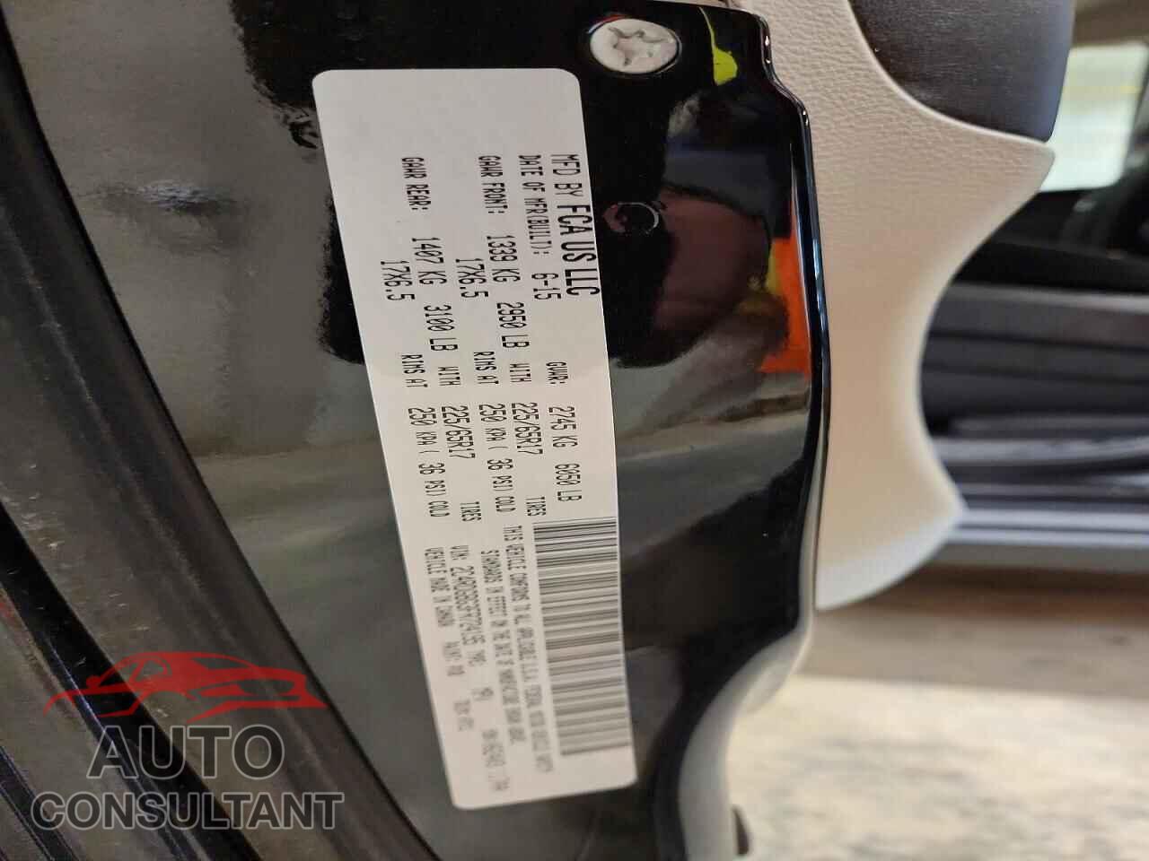 DODGE CARAVAN 2015 - 2C4RDGBG3FR724195