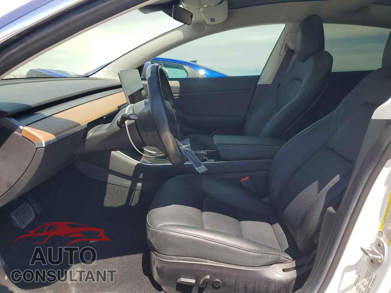 TESLA MODEL 3 2019 - 5YJ3E1EB8KF433343