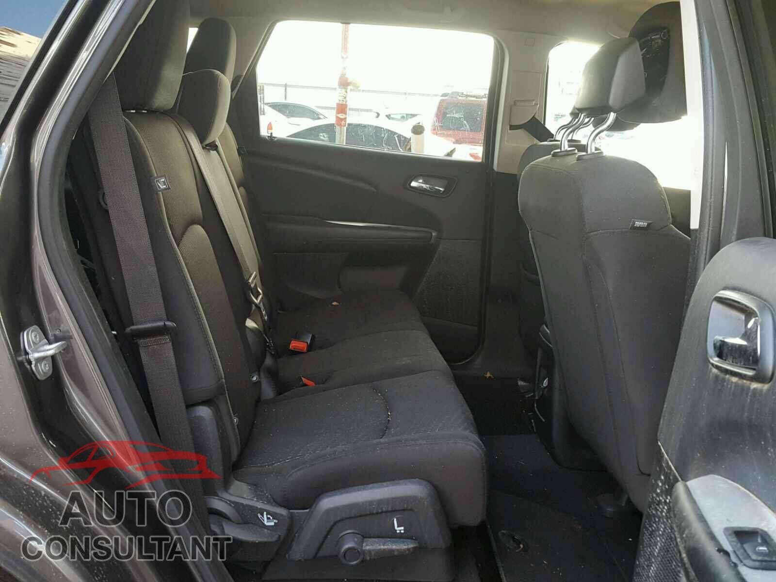 DODGE JOURNEY SE 2017 - 3C4PDCAB6HT677296