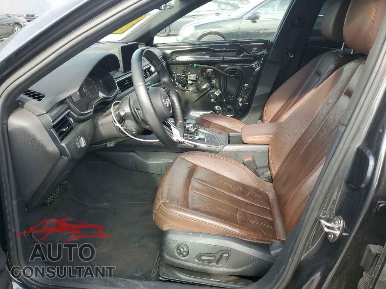 AUDI A4 2019 - WAUGMAF46KN005113