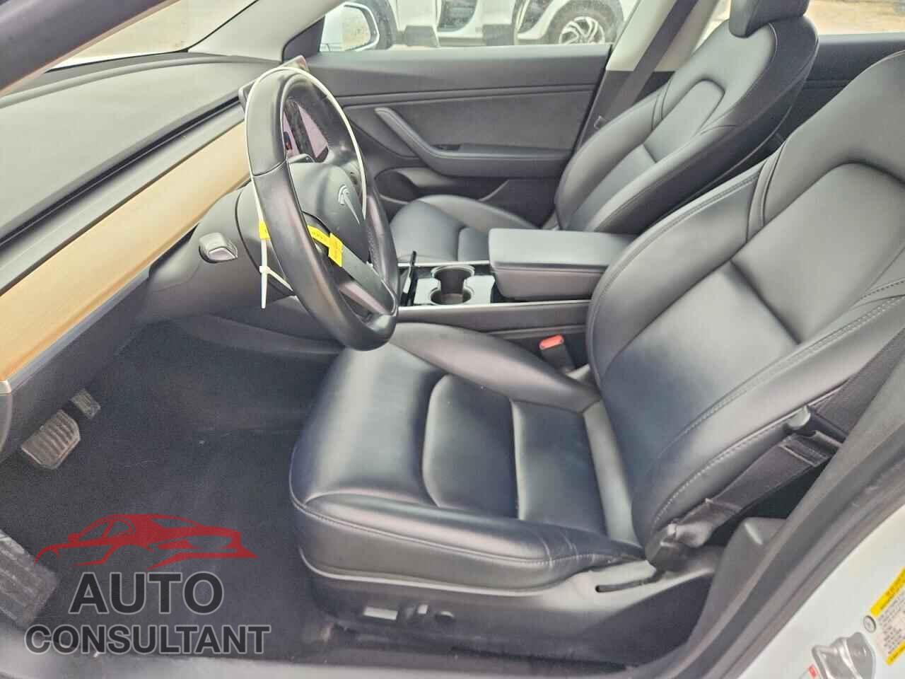 TESLA MODEL 3 2018 - 5YJ3E1EA5JF161808