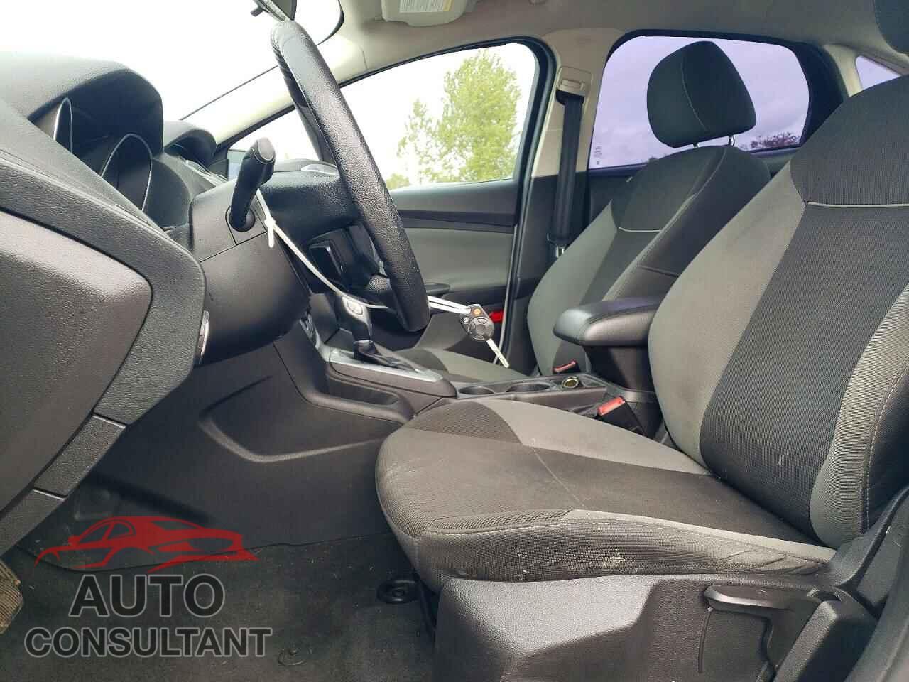 FORD FOCUS 2014 - 1FADP3F22EL420863