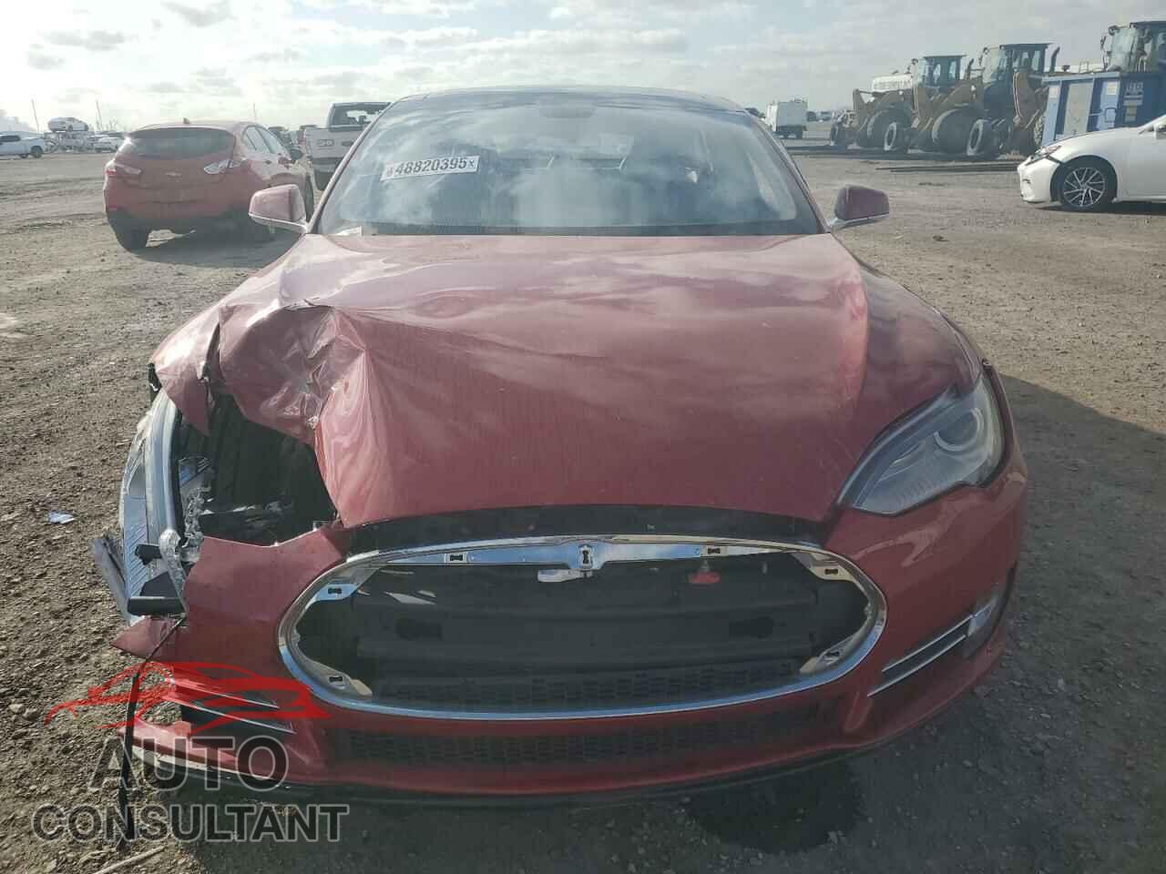 TESLA MODEL S 2013 - 5YJSA1DP0DFP11319