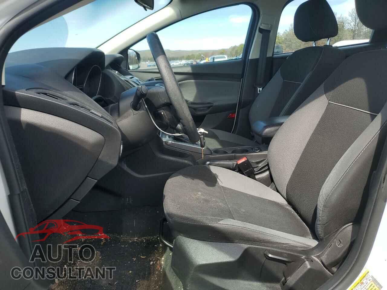 FORD FOCUS 2014 - 1FADP3K21EL114632